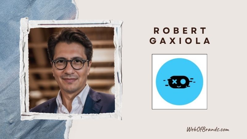 Robert Gaxiola leaves Ampverse and starts a creative consulting firm